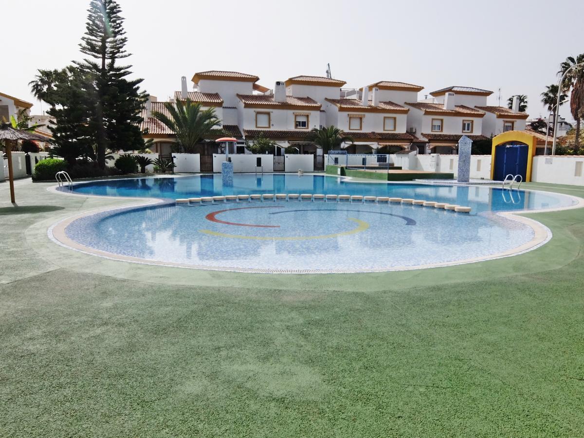 Apartamento Familiar Junto A La Playa De San Fernando - Oliva Exterior foto