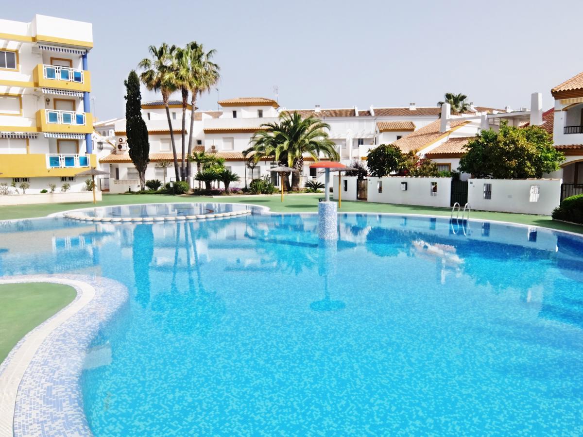 Apartamento Familiar Junto A La Playa De San Fernando - Oliva Exterior foto